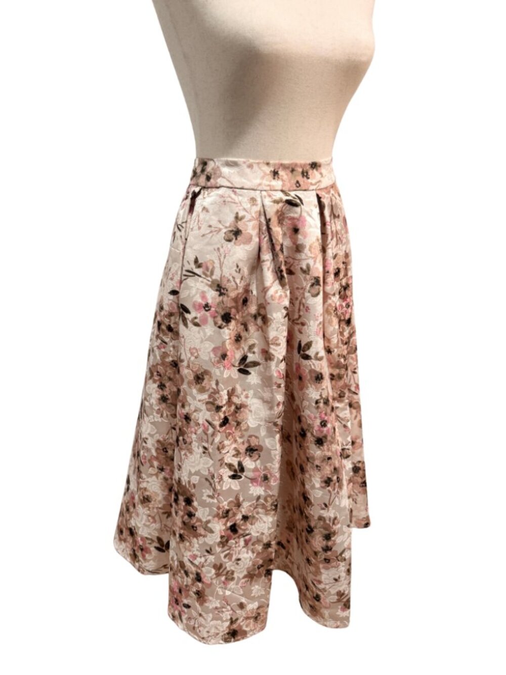 Rare LC Lauren Conrad Limited Edition Runway Floral Brocade Pleated Skirt
